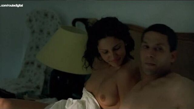 Leonor varela nude - pass is grave (fr-2003) watch online