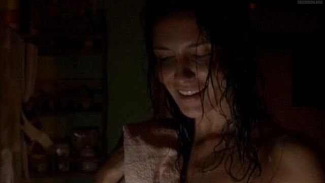 Soraia chaves nude - o crime do padre amaro (2005)