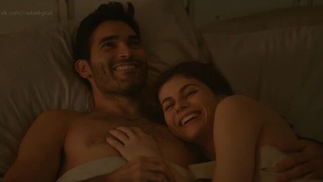 Alexandra daddario nude (covered) - can you keep a secret (2019) 1080p web