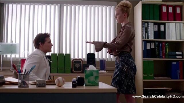 Betty gilpin nude - nurse jackie