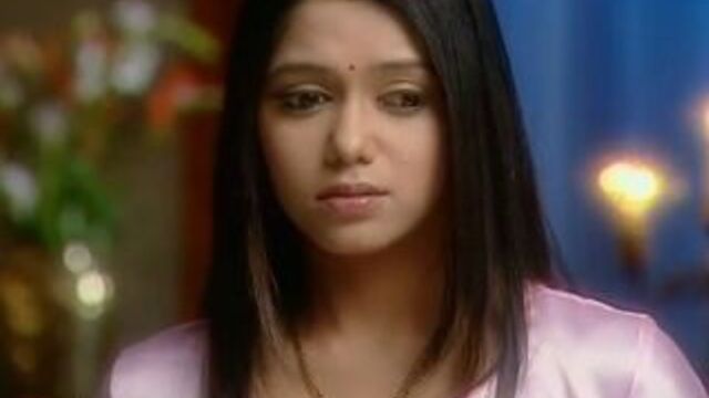 Rang badalti odhani - episode 121- без перевода-краткое описание под видео смотрите.