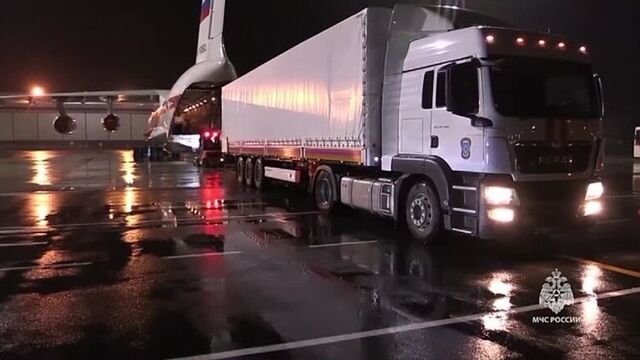 ‼️????????????????мчс россии доставит 27 тонн гуманитарного груза для населения сектора газа. спецборт ил-76 мчс россии вылетел из