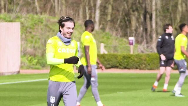 Джек грилиш вернулся к тренировкам с командой