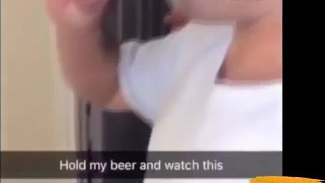 Закинул пива и выломал дверь спалив секс своей сестры и ее парня