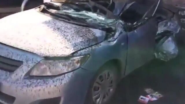 Колесо от белаза упало на тойоту