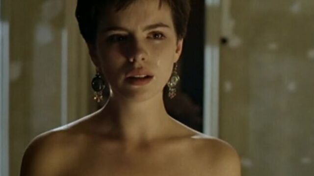 Кейт бекинсейл (kate beckinsale) голая в фильме "фламандская доска" (uncovered, 1994, джим макбрайд)