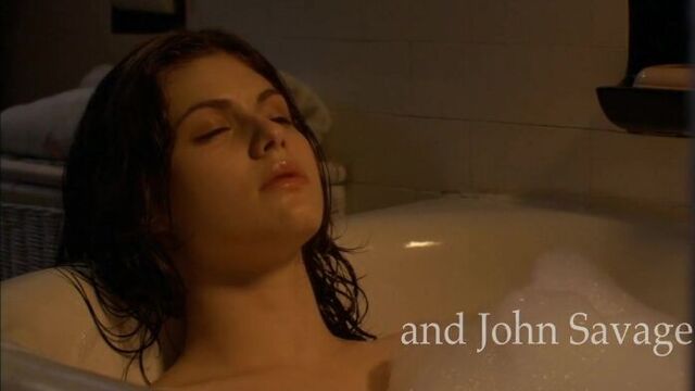 Александра даддарио (alexandra daddario) голая в фильме «чердак» (2007)