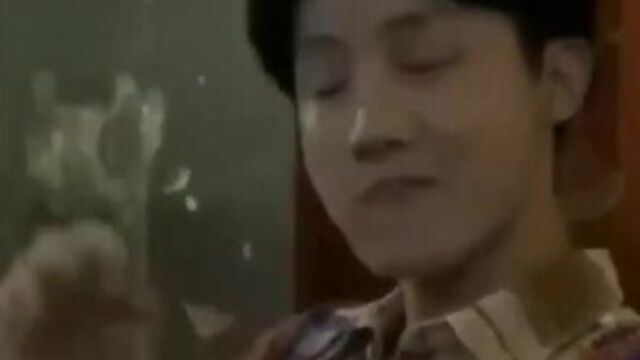 Красавица и чудовище, где я являюсь чудовищем, а хосок красавчиком