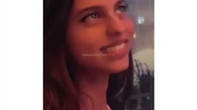 Сухана кхан с подругой в нью-йорке