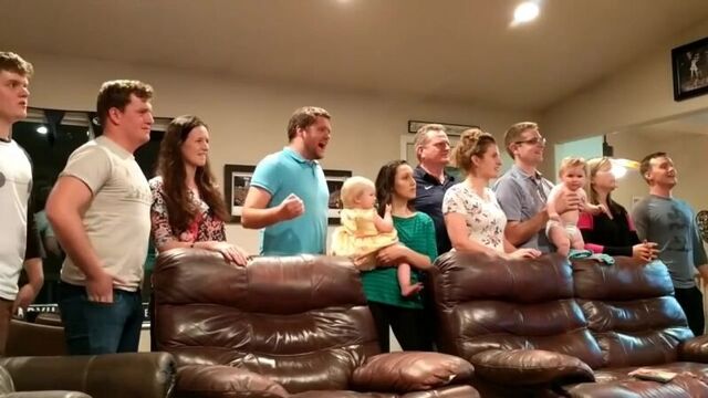 Семейное караоке (песня _one day more_ из мюзикла отверженные)