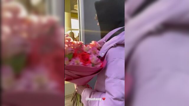 Og buda дарит букет бывшей девушке mayot'a [nr.music]