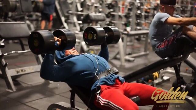 Артем долгин. как накачать грудь. большие грудные мышцы