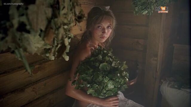 Алсу, марина яковлева, татьяна ташкова, екатерина гуменюк голая - тайны дворцовых переворотов. виват, анна! (2008) - фильм 2