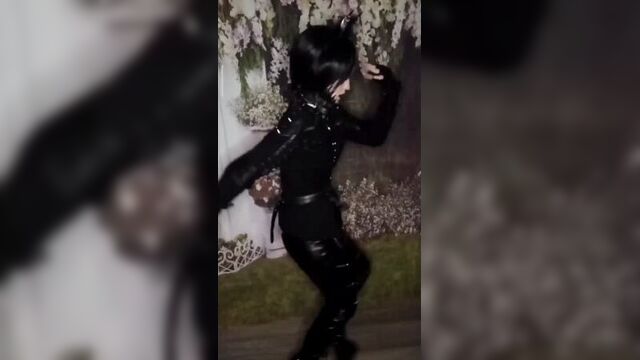 Тори фокс жестко чувствует под бит