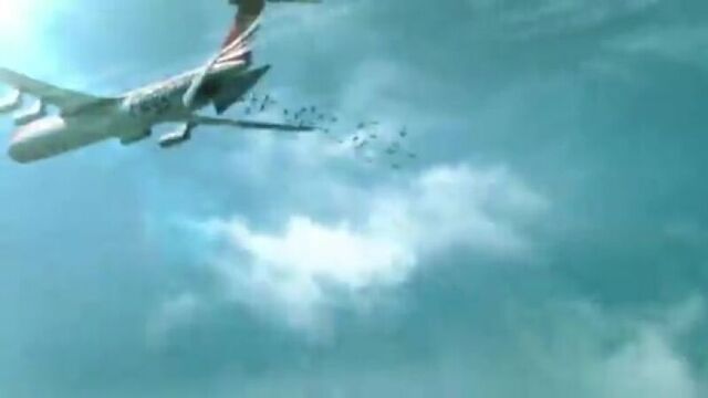 Голые бабы по небу летят - в баню попал реактивный снаряд)))