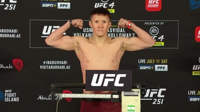 Жалгас жумагулов прошел взвешивание перед боем на ufc 251
