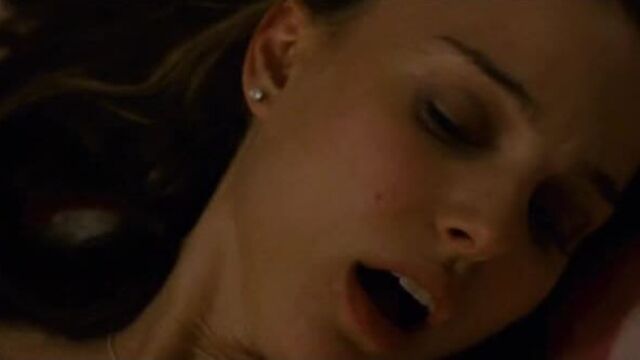 Голая натали портман и мила кунис