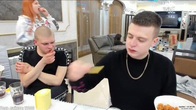 Бакула против куриной ножки 