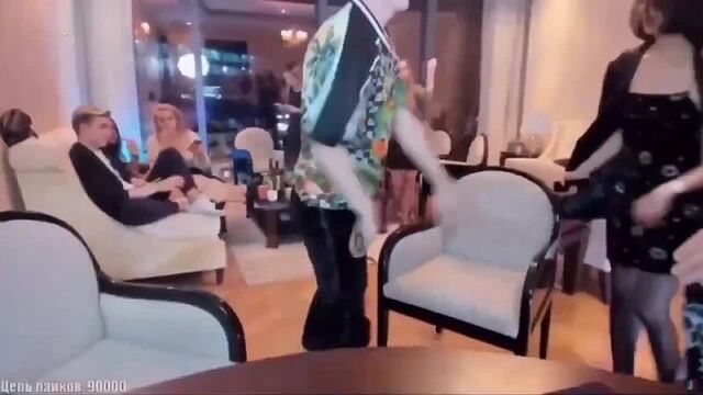 Mellstroy ударил девушку головой об стол - сломал челюсть - маркел