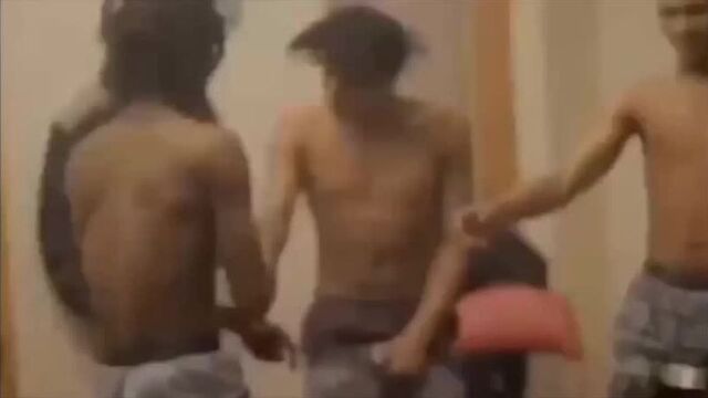 Чиф киф ебанулся и начал флексить под новый сниппет об ман.. об мвн.. манная каша короче блять