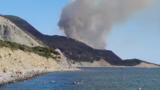 Юра озаровский - пожар в утрише 24.08.2020