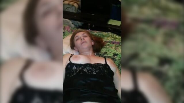 Фистит жене киску