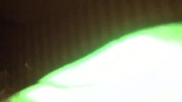 Девушка под женским возбудителем виагрой очень хочет секса)