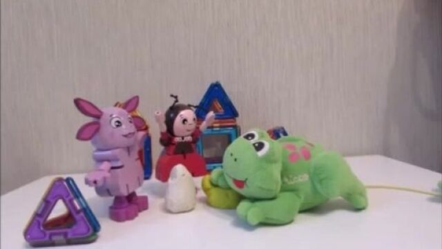 Мила, лунтик, жаба клава