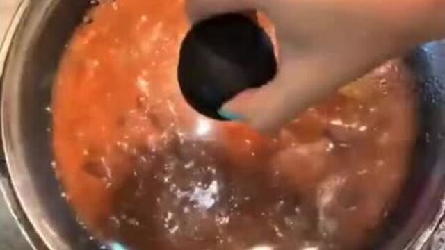 Гуляш с подливой как в садике