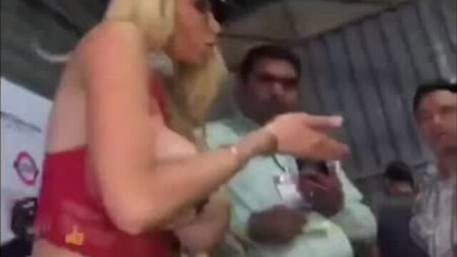 Nicolette shea instagram live