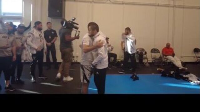 Сергей морозов и умар нурмагомедов