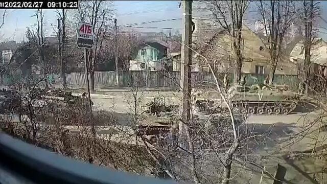 Сейчас буча, вокзальная 40. едут в сторону центра