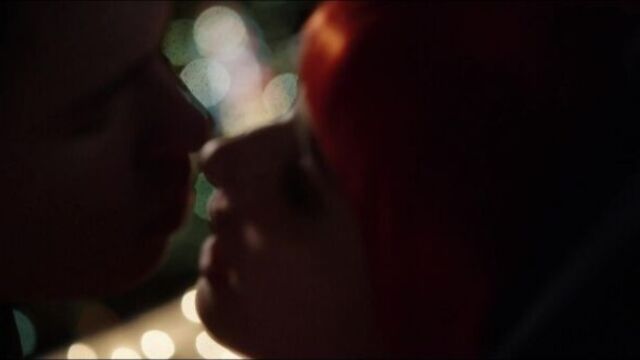 Suki waterhouse, billie lourd - billionaire boys club (2018) nude? sexy! / сьюки уотерхаус, билли лурд - клуб миллиардеров