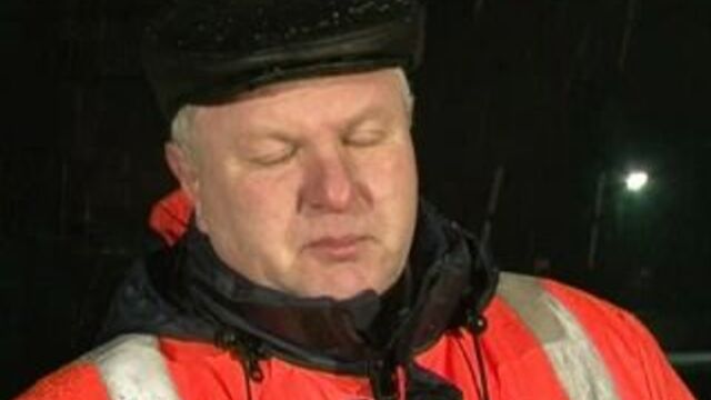 Электричка тверь - москва сошла с рельсов. видео с места чп