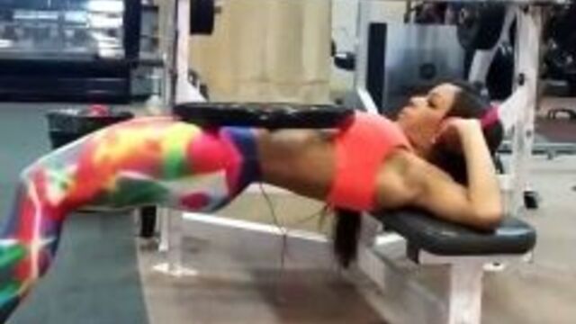 Yarishna ayala #yarishnaayala