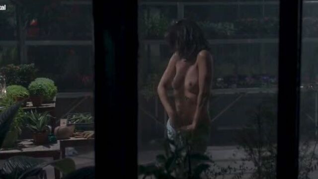 Florence foresti - de plus belle (fr-2017) hd 1080p web watch online / флоренс форести - с новой силой