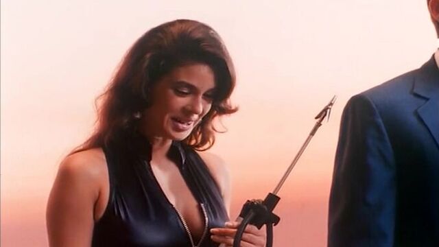 Teri hatcher sexy - tales from the crypt (1990) s2e6