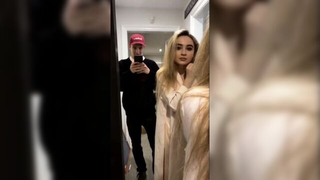 Сабрина карпентер и кори фогельманис, 1 апреля