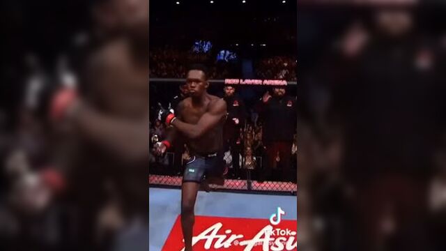 Исраэль адесанья israel adesanya