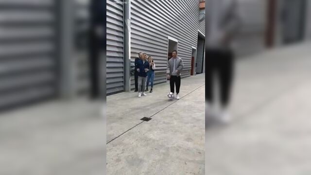 Финт от месси в новой рекламе