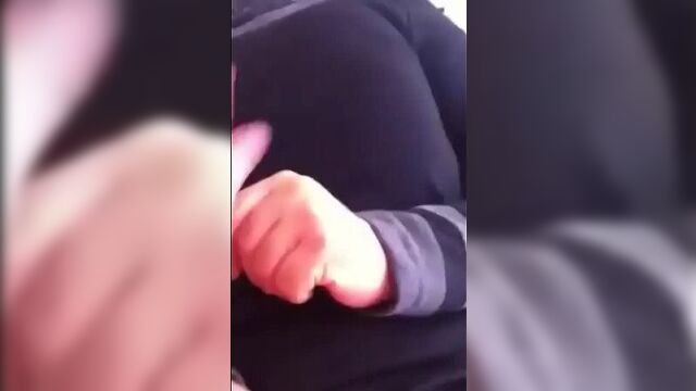 Kardeşini götünden sikiyor