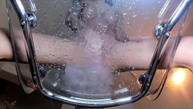 Hotfallingdevill пока капают донаты на стриме, мой белый сквирт тоже будет капать