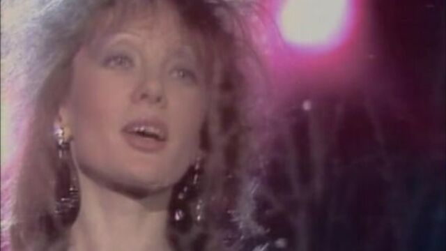 Ольга зарубина, григорий рубцов и ансамбль -пламя- – переведи часы назад. (1987год).