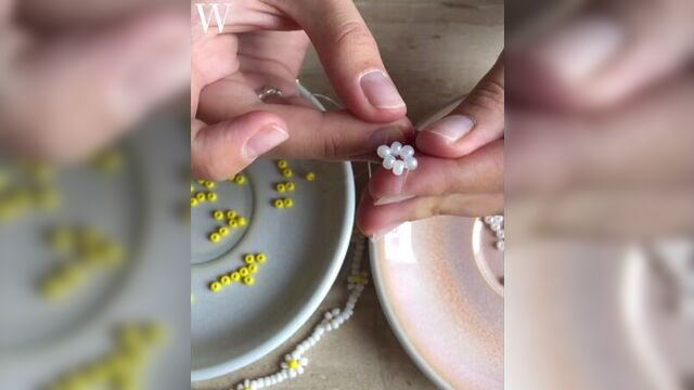 Кольцо из бисера: как сделать самое трендовое украшение лета