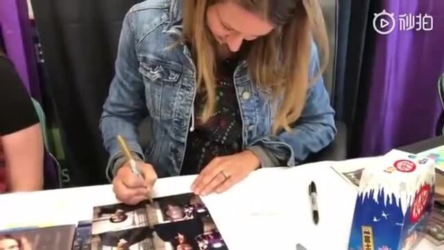 Эми экер на 'northern fan con' в канаде