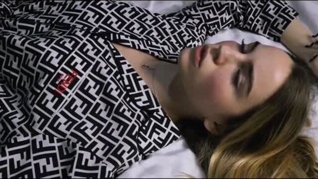 Mарьяна ро - surprise [премьера клипа]