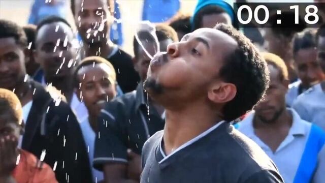 Самое длинное время разбрызгивания воды из рта