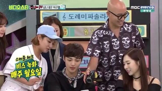 Video by kim sae ron | ким сэ рон | ronvely