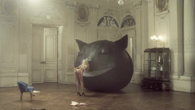 Захия дехар голая - zahia dehar nude - the cat cave [720p]