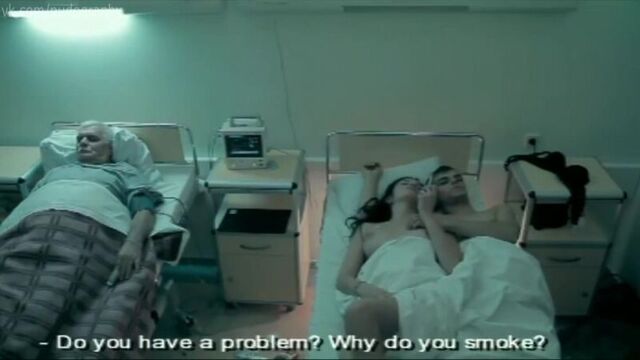 Софья каштанова голая в фильме "случайная связь" (2011, ольга столповская)